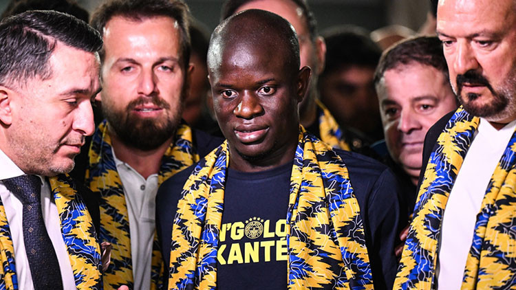 Birlikte çalıştığı dünyaca ünlü teknik adamlar anlattı: Kante takım oyununun kalbidir