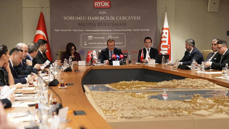 RTÜK Başkanı Daniş: Teyitsiz bilgi, paniği ve güvensizliği artırabilir RTÜK Başkanı Daniş: Teyitsiz bilgi, paniği ve güvensizliği artırabilir