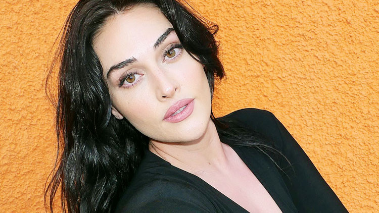 MonIca BelluccI’yi örnek alıyorum