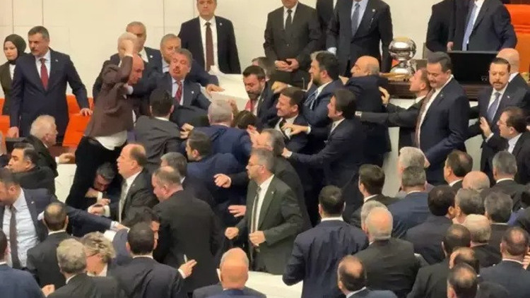  CHP Grubu tarafından ortaya konan provokatif yaklaşımı kınıyorum