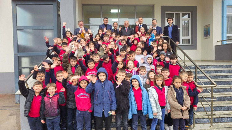 Balıkesir İl Milli Eğitim Müdürü Kaldan Dursunbeye ziyaret Balıkesir İl Milli Eğitim Müdürü Kaldan Dursunbeye ziyaret