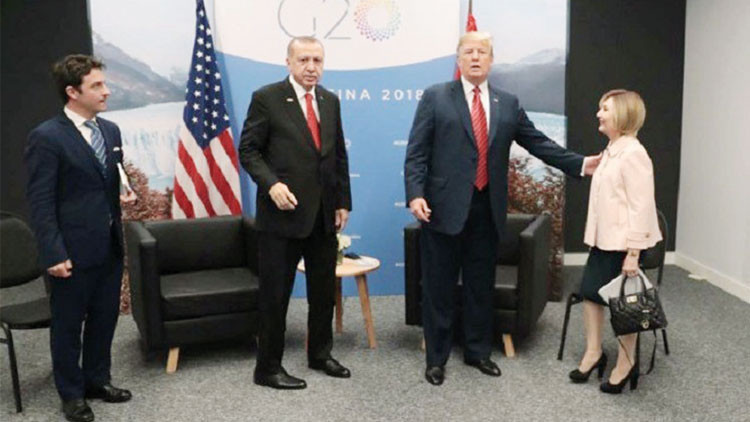 Beyaz Saray’ın ‘sır küpü’ydü... Tercüman Olcay Kartarı Rached veda etti