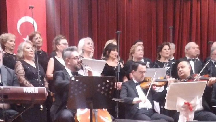 Sevgiliye şarkılar
