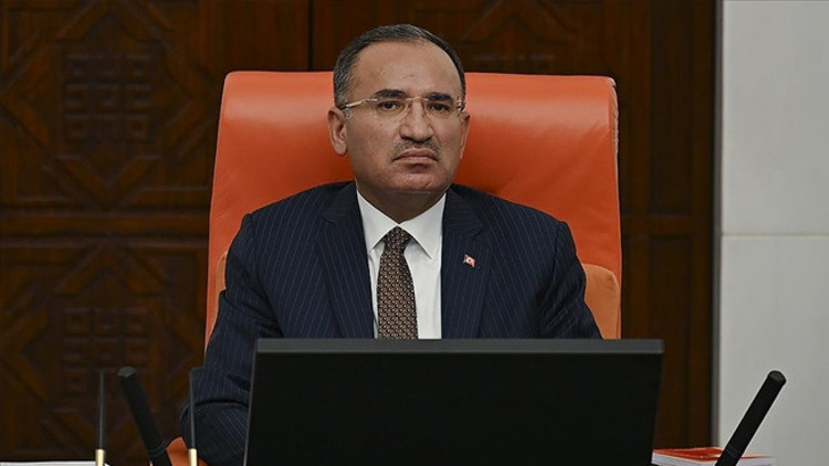 TBMM Başkanvekili Bozdağdan, Gürlek ve Çiftçinin yemin ettiği oturuma ilişkin açıklama