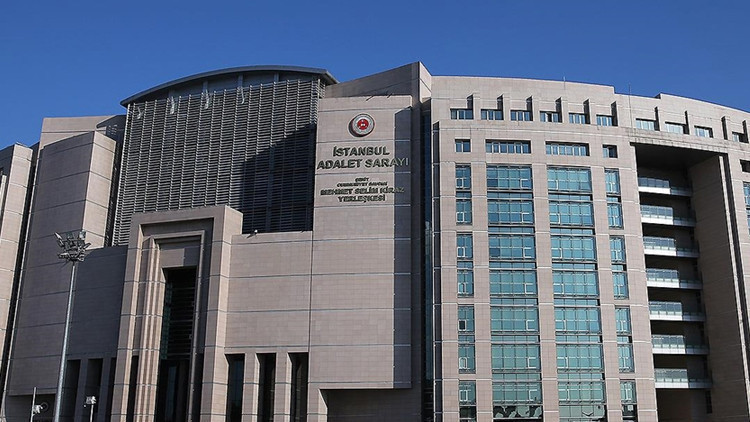 Görevinden uzaklaştırılan Bayrampaşa Belediye Başkanı Hasan Mutlunun kardeşinin rüşvet aldığı iddiası Görevinden uzaklaştırılan Bayrampaşa Belediye Başkanı Hasan Mutlunun kardeşinin rüşvet aldığı iddiası