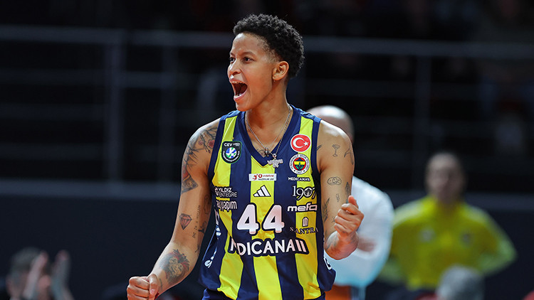 Fenerbahçe Medicana evinde set vermedi