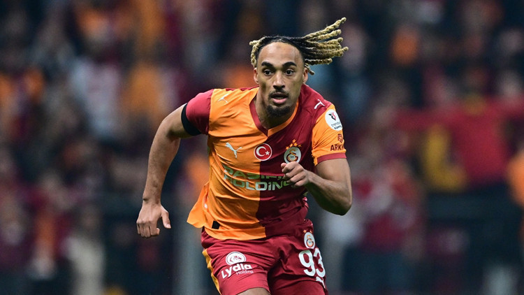 Bayern Münih efsanesinden Sacha Boey için olay sözler Bayern Münih efsanesinden Sacha Boey için olay sözler