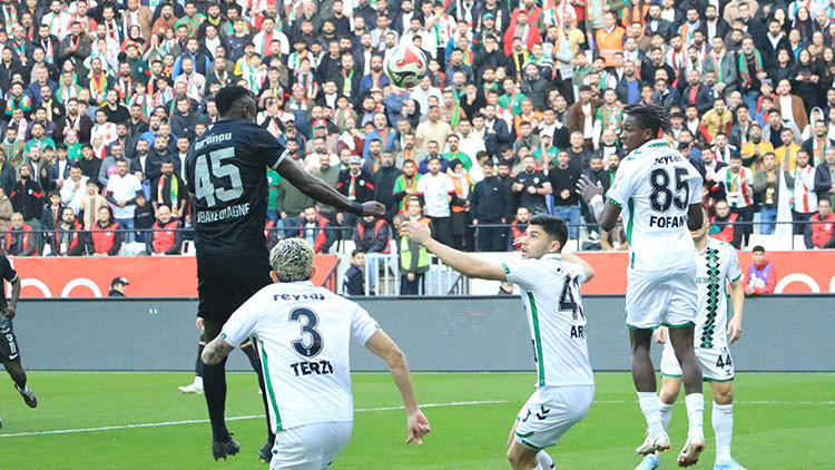 Diyarbakırda puanlar paylaşıldı