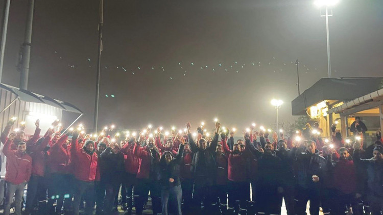 Migros depo işçileri ile uzlaştı Migros depo işçileri ile uzlaştı