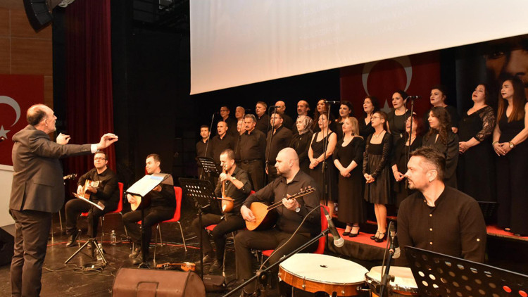 Kepez türkülerin ezgilerinde buluştu Kepez türkülerin ezgilerinde buluştu