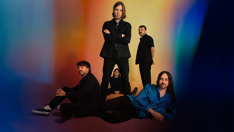 Altın Günden Neşet Ertaşa saygı Altın Günden Neşet Ertaşa saygı