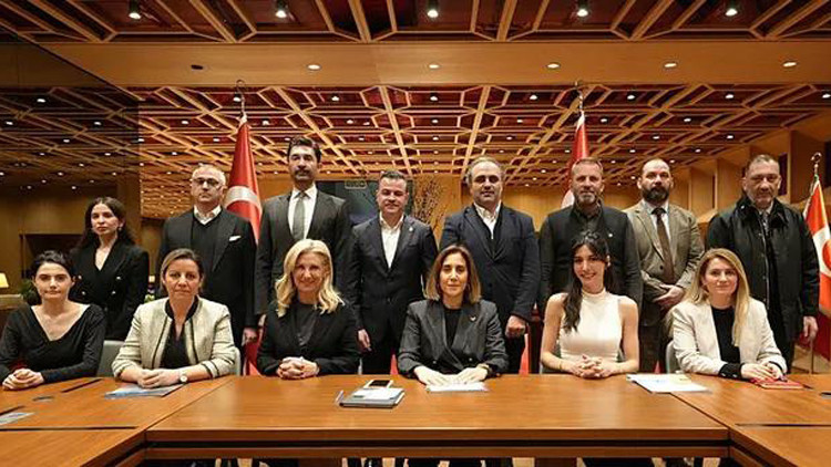 Süper Lig Kadın Futbol Birliği için ilk adım