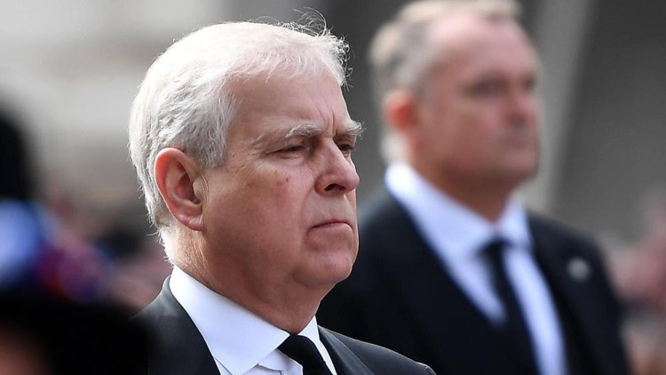 İngiltere’de eski Prens Andrew’un taht sırasından çıkarılabileceği iddiası