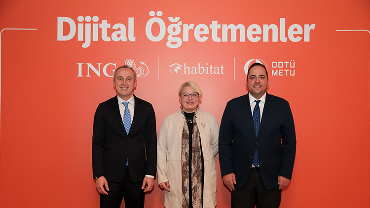 Dijital Öğretmenler Projesi yenilendi: Daha geniş etki alanı, güçlü yapı ve zengin içerik