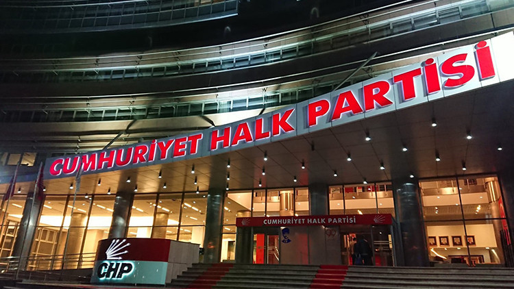 CHPnin kurultay davası 1 Nisana ertelendi