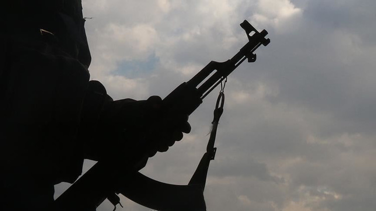 Terör örgütü DEAŞtan Suriye’de saldırı: 4 güvenlik gücü hayatını kaybetti Terör örgütü DEAŞtan Suriye’de saldırı: 4 güvenlik gücü hayatını kaybetti