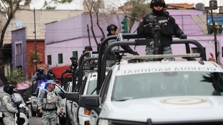 Meksikada kanlı bilanço El Menchonun öldürülmesi sonrası çıkan olaylarda 55 kişi hayatını kaybetti