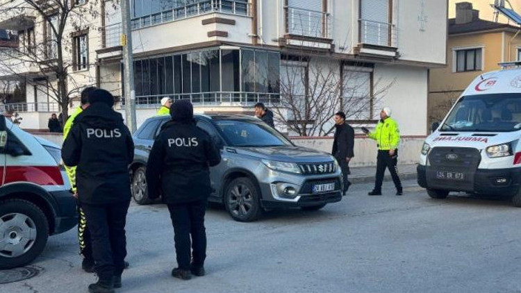 Erzincan’da iki otomobil çarpıştı: 2’i çocuk 3 kişi yaralandı