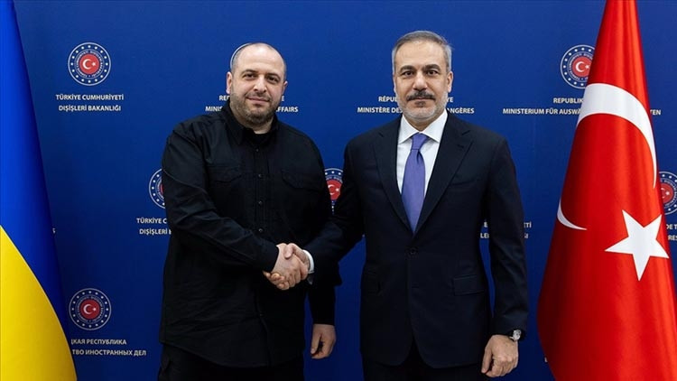 Dışişleri Bakanı Hakan Fidandan kritik görüşme