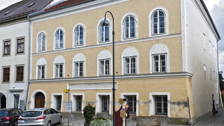 Hitler’in doğduğu ev karakol oluyor