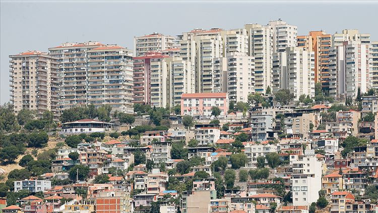 Yeni konut ruhsatı 8 yılın zirvesinde, 4 evden biri deprem illerinde