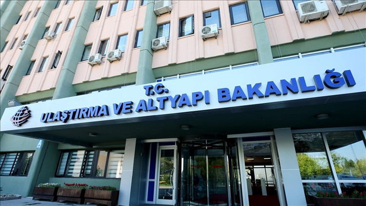Bakanlıktan İran’a yönelik saldırıların ardından hava trafiğine ilişkin açıklama