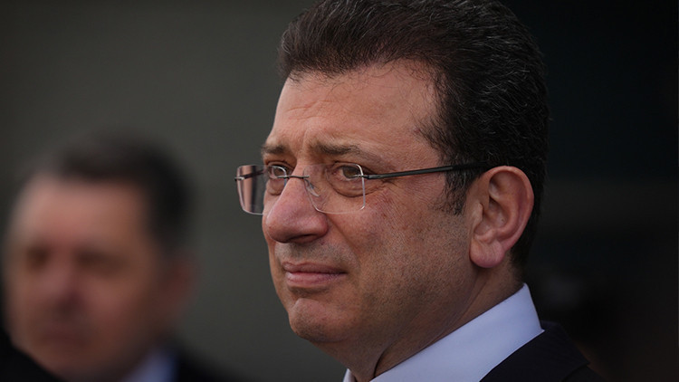 Kendi şirket aracının masraflarını belediyeye karşılatan İmamoğluna dava