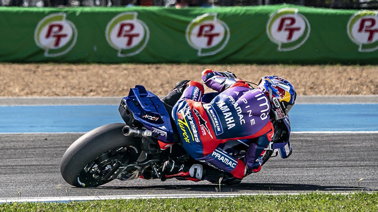 Toprak şovla başladı, puanı kıl payı kaçırdı