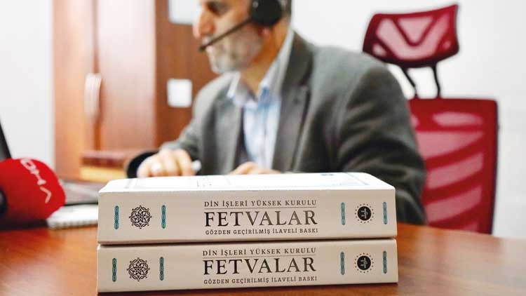 ‘Alo Fetva Hattı’na ilgi iki katına çıktı ‘Alo Fetva Hattı’na ilgi iki katına çıktı