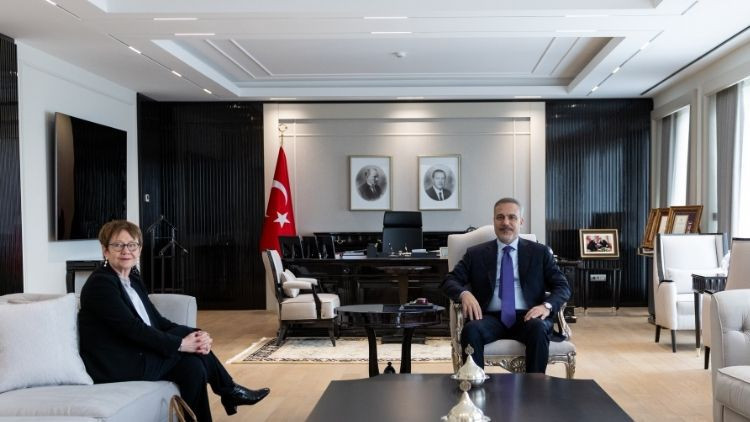 Dışişleri Bakanı Hakan Fidan, EBRD Başkanı Renaud-Basso’yu kabul etti