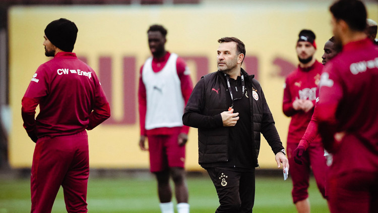 Hürriyet: Galatasarayda Beşiktaş maçı mesaisi başladı