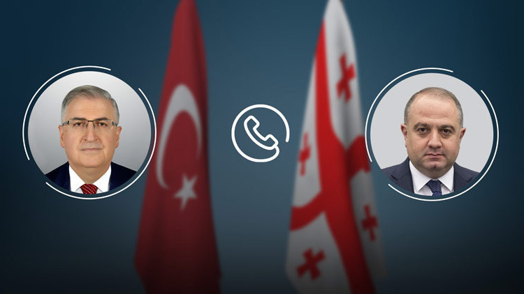 Millî Savunma Bakanı Yaşar Güler, Gürcistanlı mevkidaşı ile görüştü Millî Savunma Bakanı Yaşar Güler, Gürcistanlı mevkidaşı ile görüştü