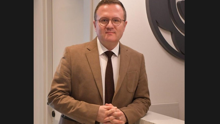 Ses kısıklığını hafife almayın: İki haftayı aşıyorsa dikkat