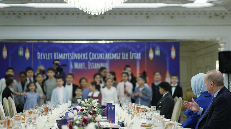 Çocuklarla iftar