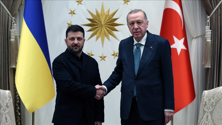 Cumhurbaşkanı Erdoğan, Ukrayna Devlet Başkanı Zelenskiy ile telefonda görüştü