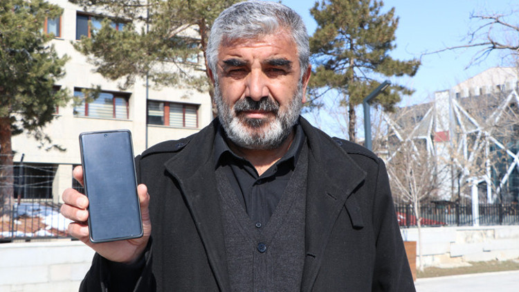 Rojin Kabaiş’in babası: 7 aydır tehdit mesajları alıyorum Geçenlerde evimizin oraya gelip ateş ettiler