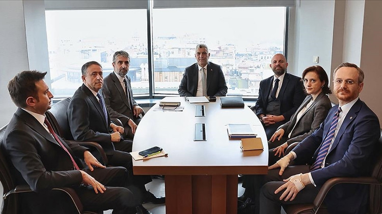 Bakan Bolat, TÜSİAD Başkanı Ozan Diren ve yönetim kurulunu kabul etti