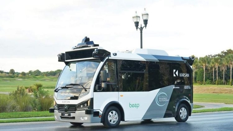 Robotaksiye karşı Türk minibüsü