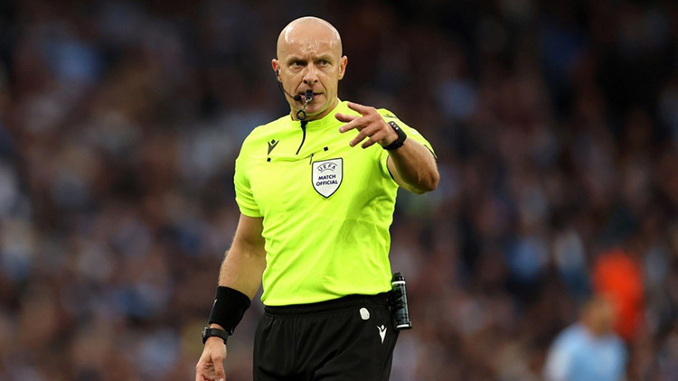 Liverpool - Galatasaray maçının hakemi açıklandı