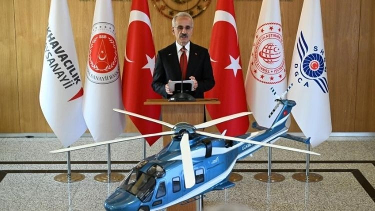 Bakan Uraloğlu: T625 GÖKBEY milli gururumuzdur Bakan Uraloğlu: T625 GÖKBEY milli gururumuzdur