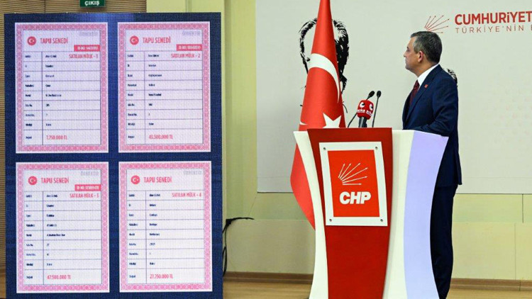Özel-Gürlek Tapu polemiği Özel-Gürlek Tapu polemiği