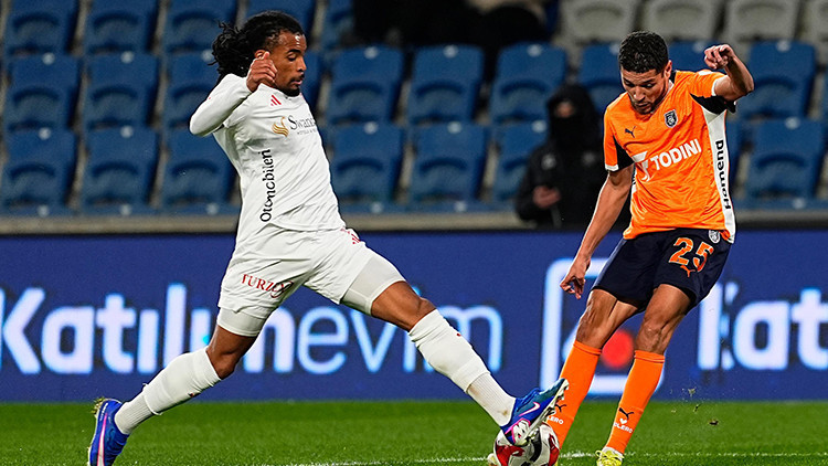 Başakşehir FK 0-0 Antalyaspor (Süper Lig maç özeti) Başakşehir FK 0-0 Antalyaspor (Süper Lig maç özeti)