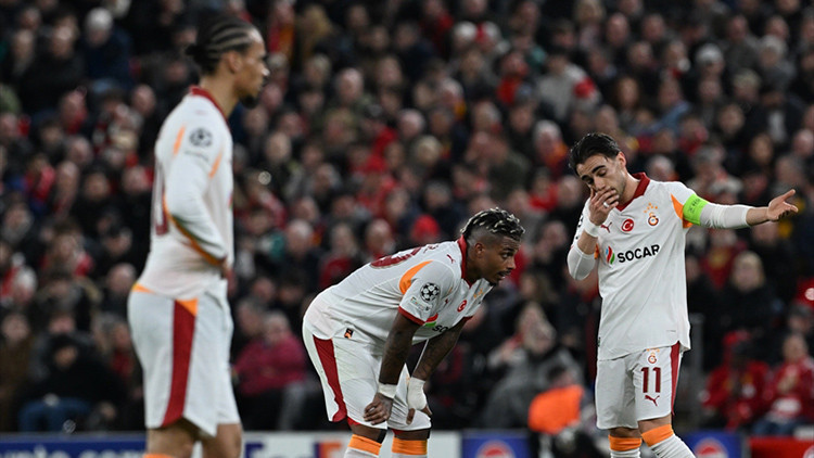 Hürriyet: Galatasarayın Liverpoola yenildiği maç sonrası sert eleştiri Elenebilirsin ama böyle değil Okan Buruk haksızlık yaptı