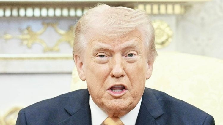 Trump: Biz olmasak NATO kâğıttan kaplan
