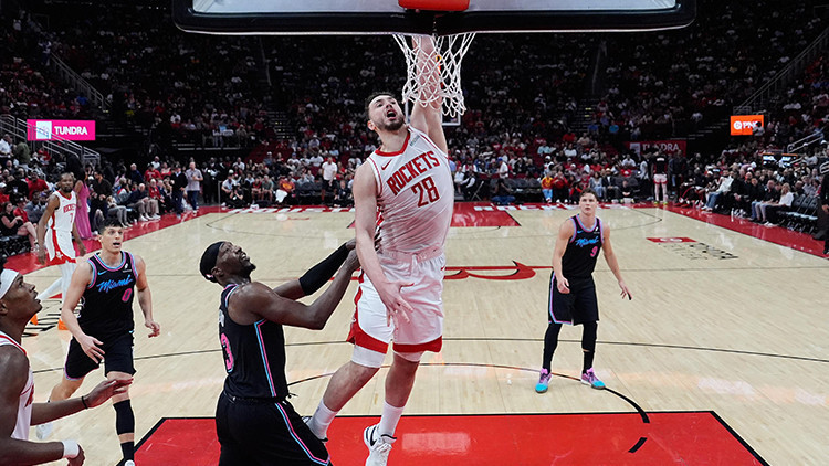 Alperenli Rockets son saniye basketiyle kazandı