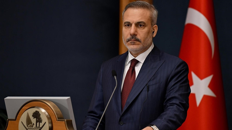 Dışişleri Bakanı Hakan Fidandan peş peşe kritik diplomatik temaslar