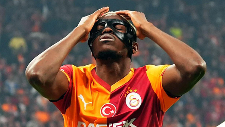 Hürriyet: Galatasaraydan Osimhen açıklaması Ameliyata alındı