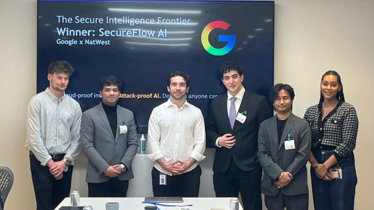 Londra’da Türk girişimci, Google Hackathon’da birincilik kazandı