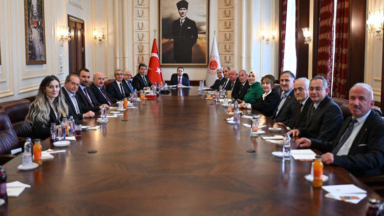 ANKABİR’den Adalet Bakanlığı’na ziyaret