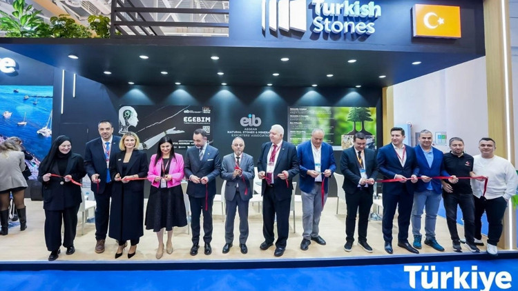Türk mermeri Çin’de dünya vitrinine çıktı